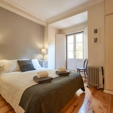 Appartamento Styling In Historic Center Lisbona
