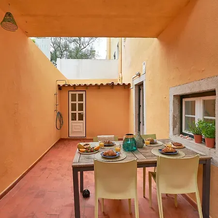 Styling In Historic Center Lisboa